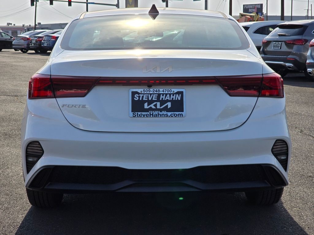 Used 2024 Kia Forte LXS Sedan