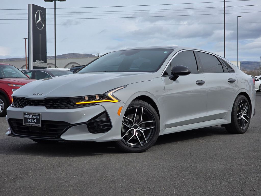 2022 Kia K5 Sedan 