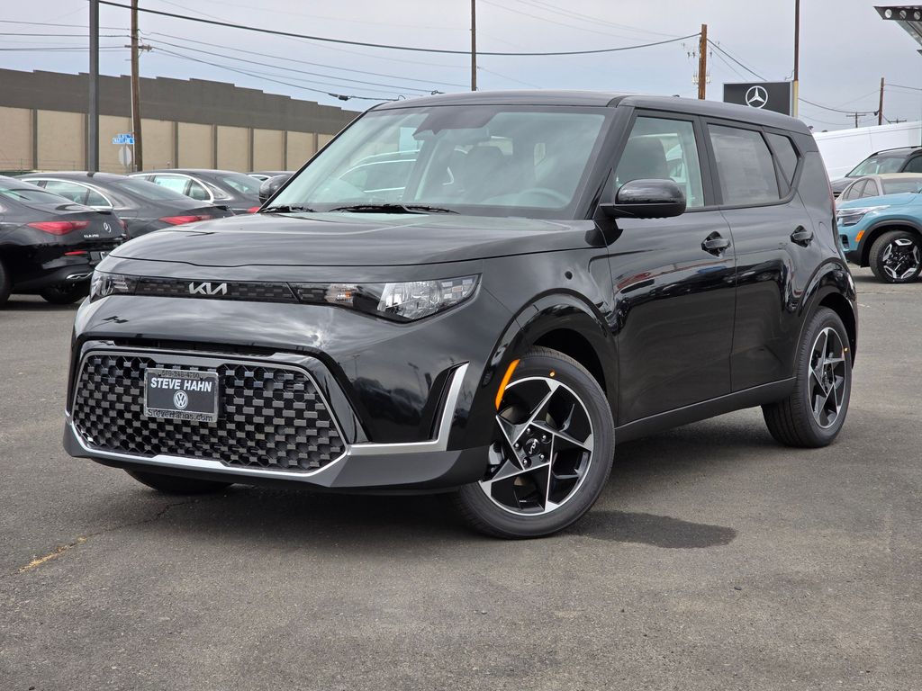 2025 Kia Soul Hatchback 