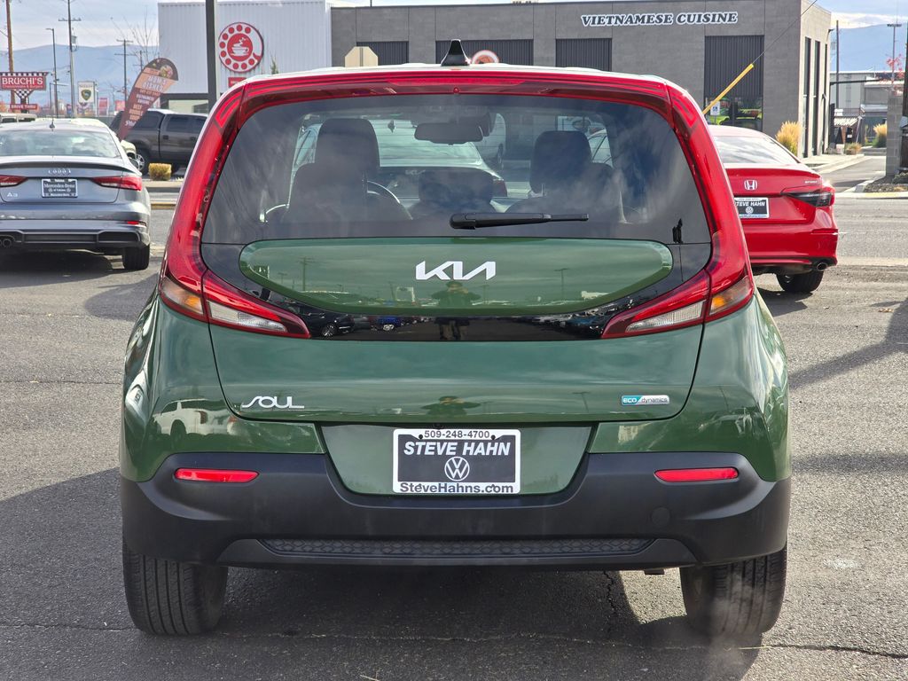 2022 Kia Soul EX photo 4