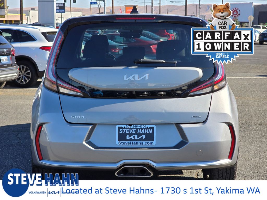 2023 Kia Soul GT-Line photo 4