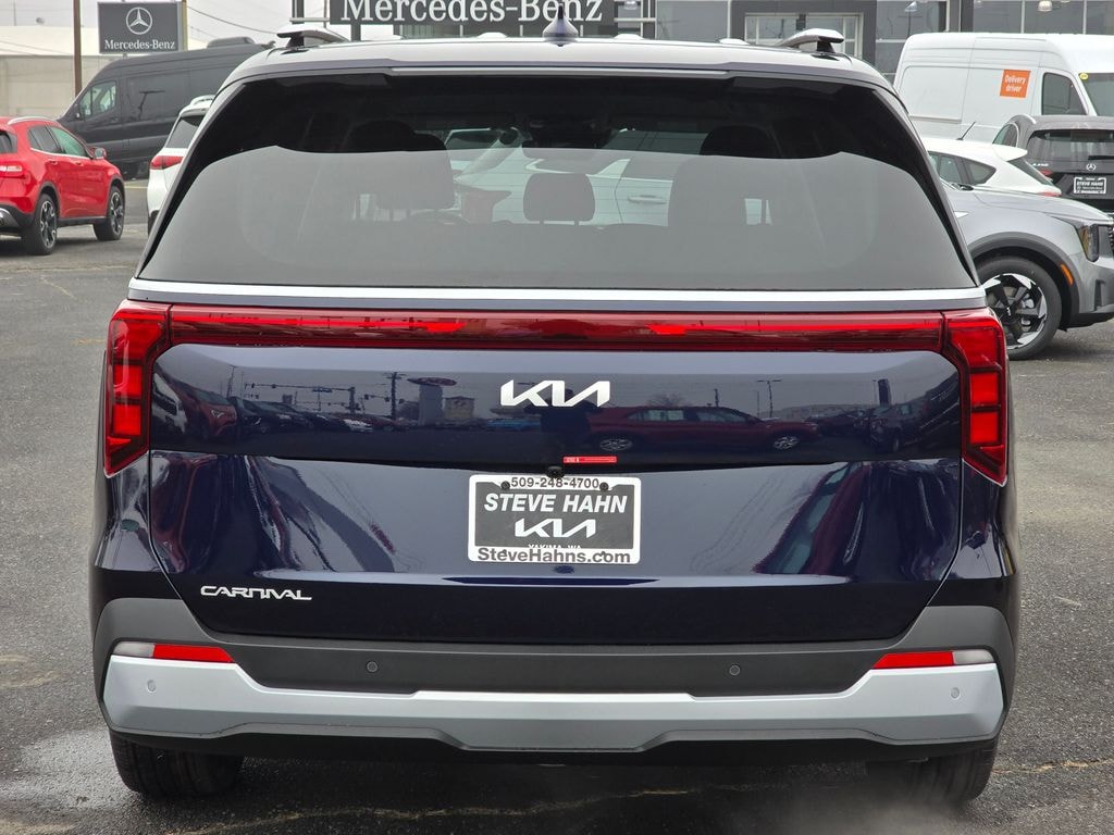 New 2026 Kia Carnival EX Van Passenger Van