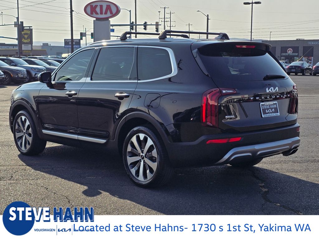 2022 Kia Telluride S photo 3