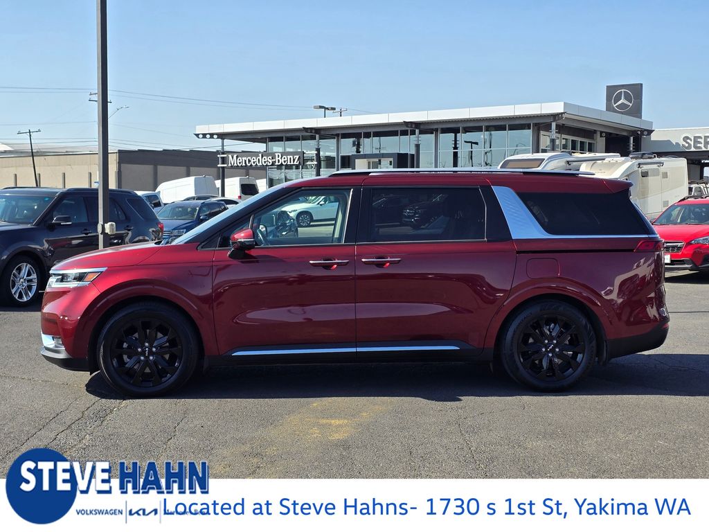 2022 Kia Carnival SX Prestige photo 2