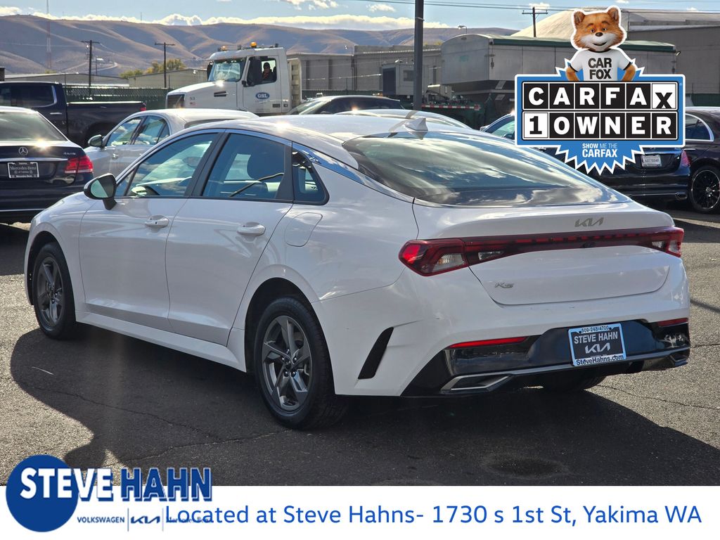 2022 Kia K5 LXS photo 3