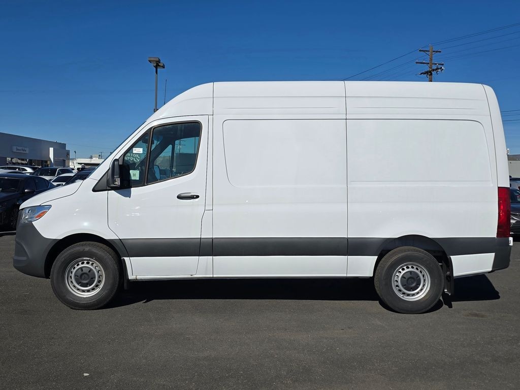 New 2025 Mercedes-Benz Sprinter 2500 Standard Roof 4-Cyl Diesel Van Cargo Van