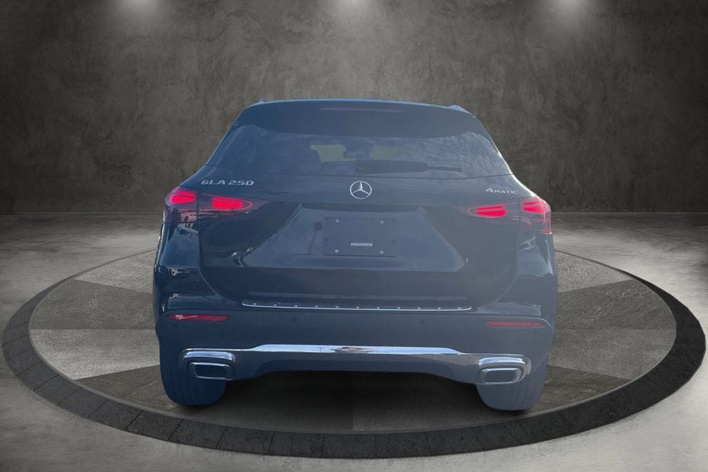 New 2025 Mercedes-Benz GLA 250 4MATIC SUV