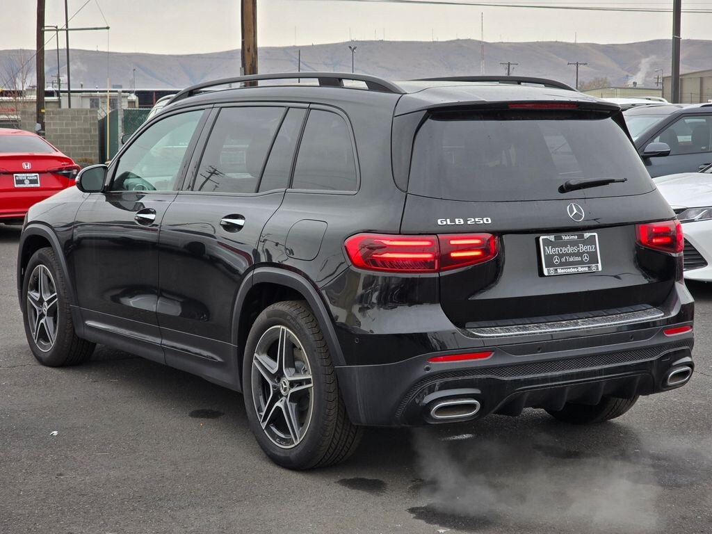 New 2024 Mercedes-Benz GLB 250 SUV
