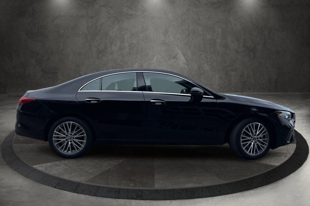 2025 Mercedes Benz CLA 250 4MATIC photo 2