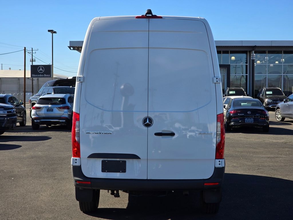 New 2025 Mercedes-Benz Sprinter 2500 Standard Roof 4-Cyl Diesel Van Cargo Van