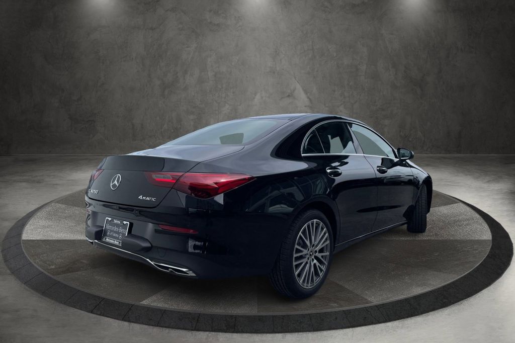 2025 Mercedes Benz CLA 250 4MATIC photo 3