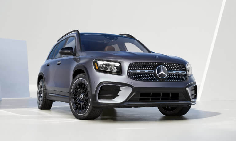 2025 Mercedes-Benz GLB SUV Exterior Head On