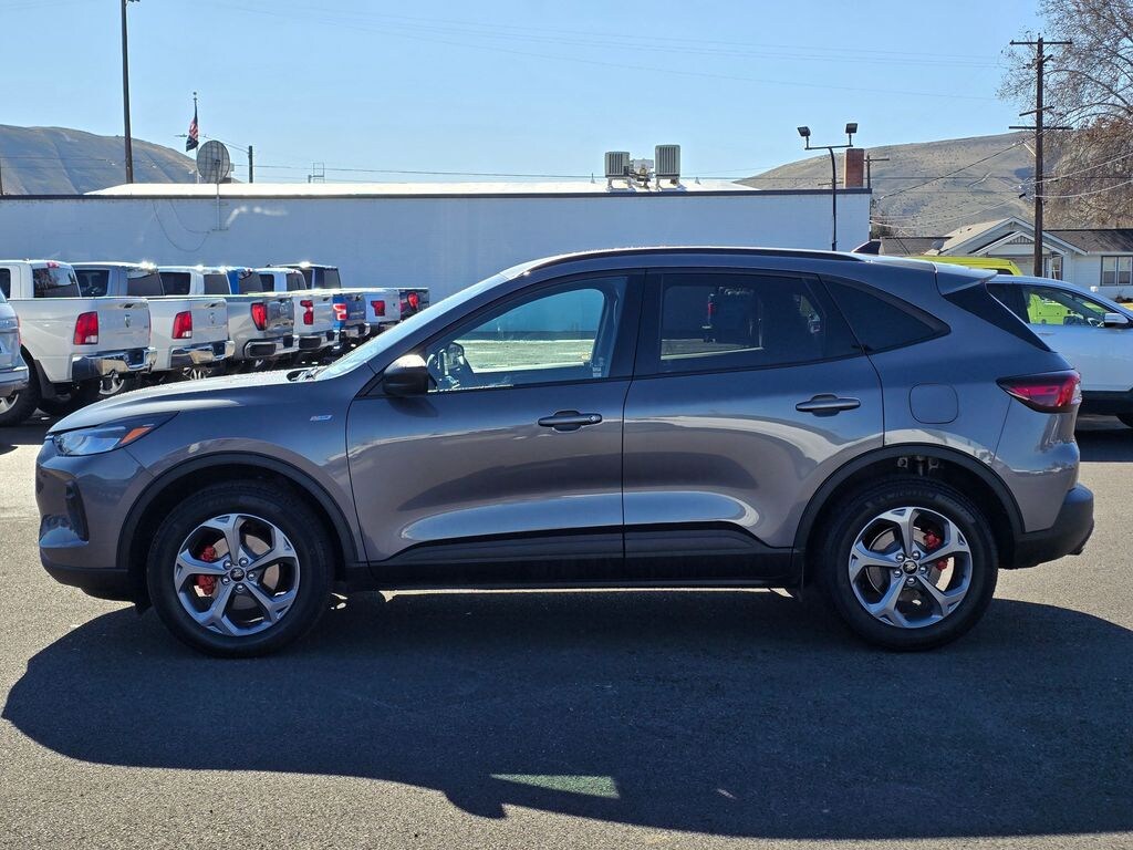 Used 2025 Ford Escape ST-Line Sport Utility