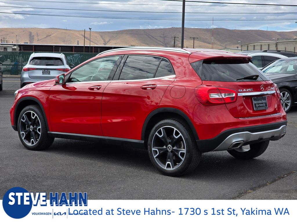 2019 Mercedes Benz GLA 250 4MATIC photo 3