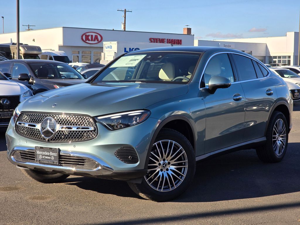2026 Mercedes-Benz GLC 300 Coupe 