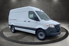2025 Mercedes-Benz Sprinter 2500 Standard Roof 4-Cyl Diesel HO Van Cargo Van