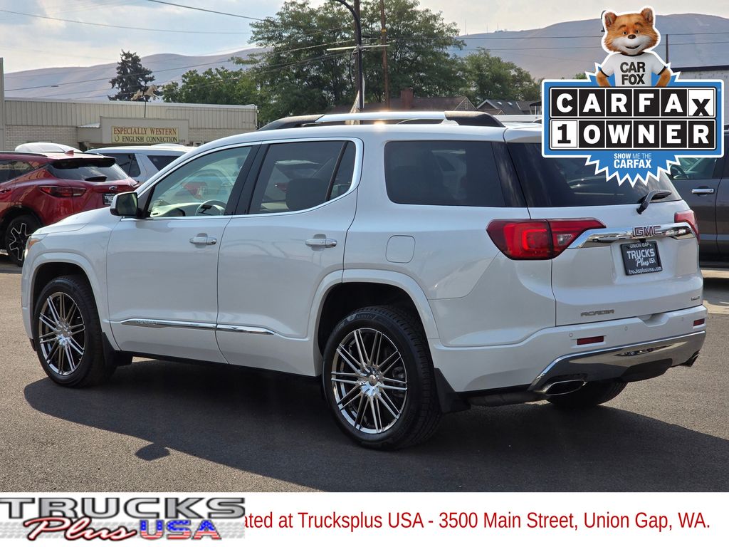 2017 Gmc Acadia Denali photo 3