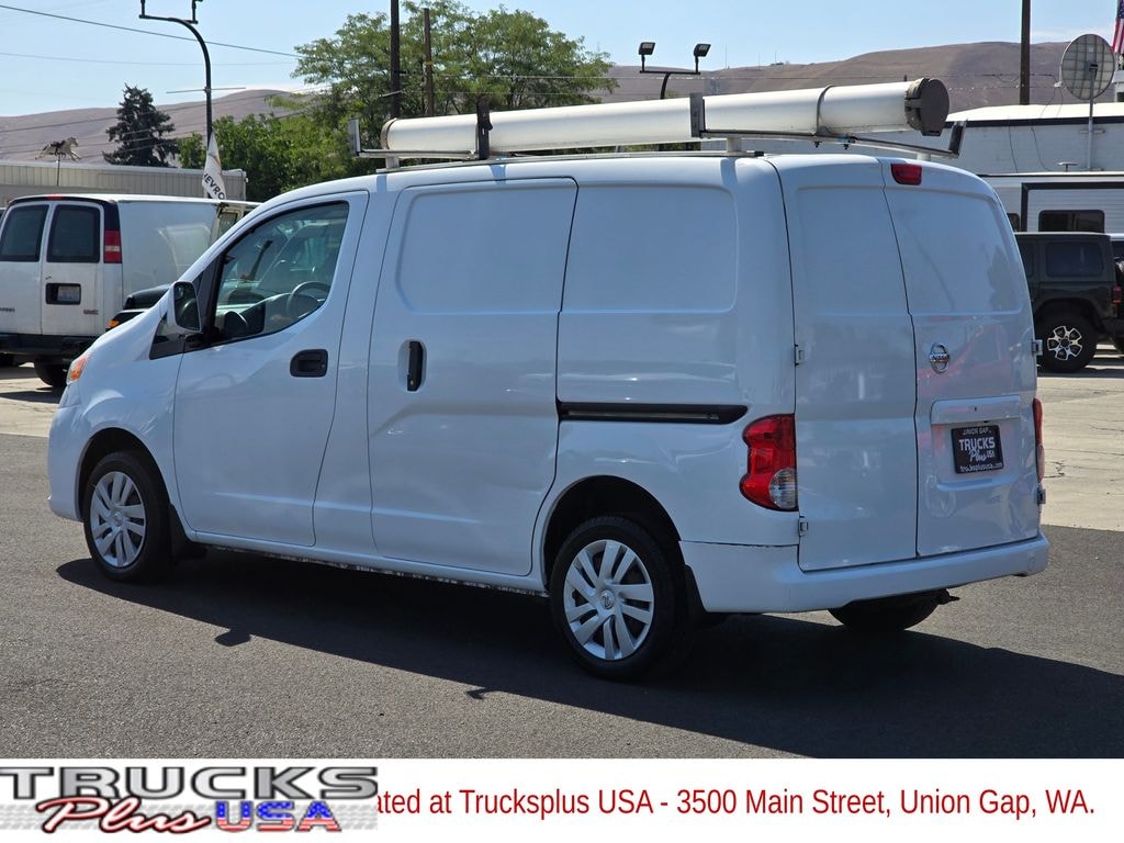 Used 2018 Nissan NV200 SV Van Compact Cargo Van