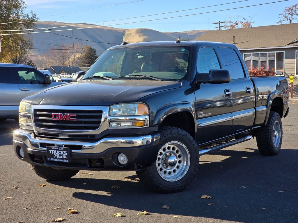 Used 2005 GMC Sierra 2500HD Truck Crew Cab