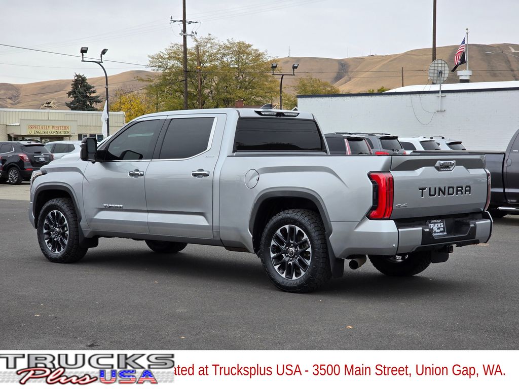 2023 Toyota Tundra Limited photo 3