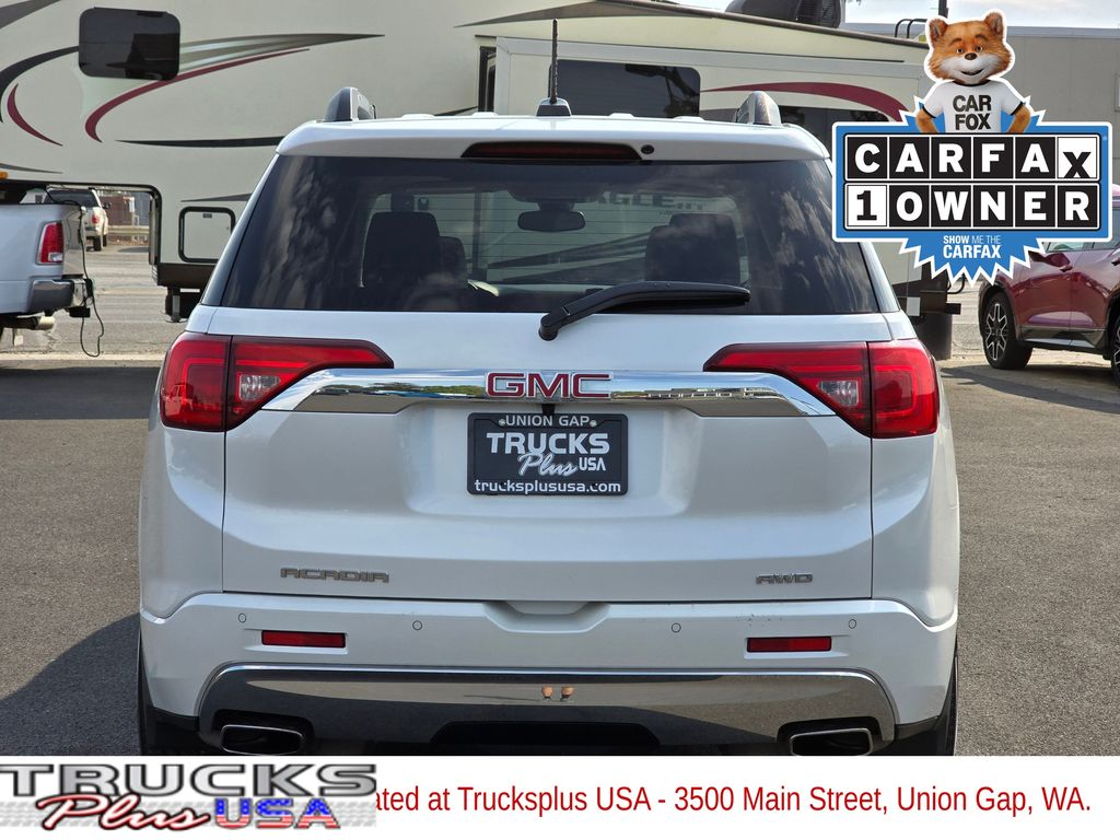 2017 Gmc Acadia Denali photo 4