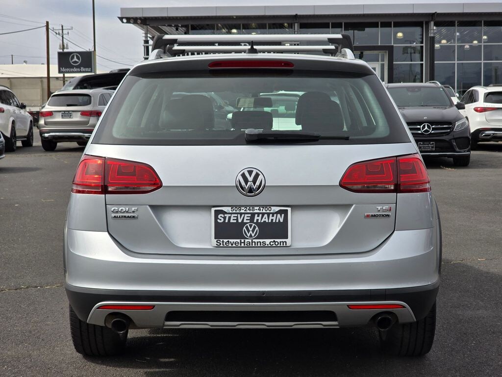 Used 2017 Volkswagen Golf Alltrack TSI SE 4MOTION Wagon