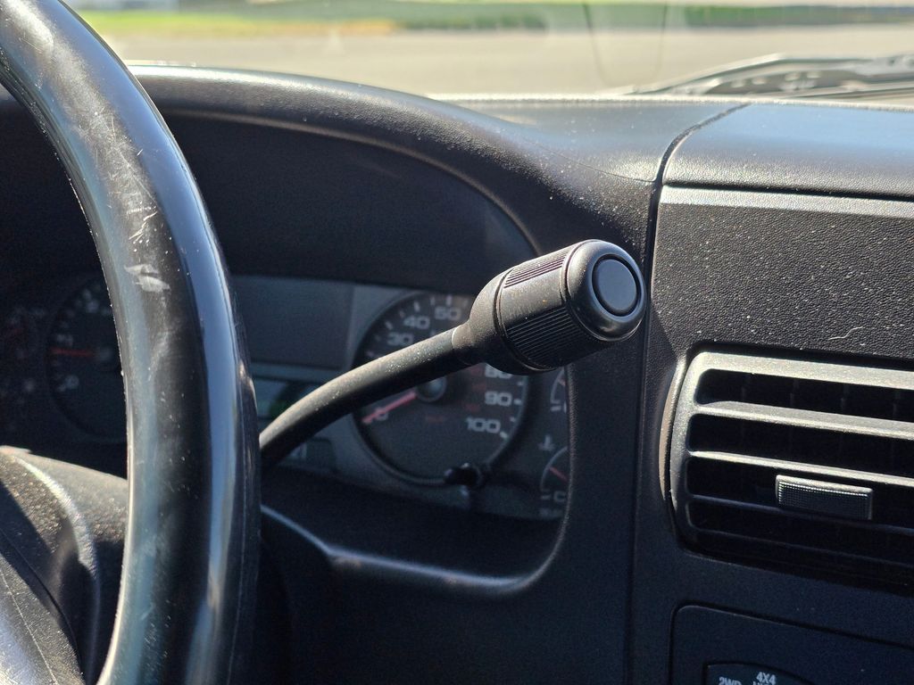 2006 Ford F-350 XLT photo 5