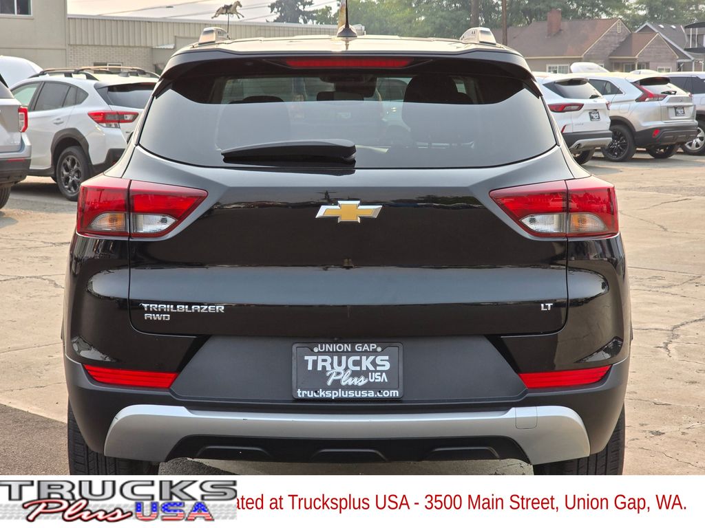 2021 Chevrolet Trailblazer LT photo 4