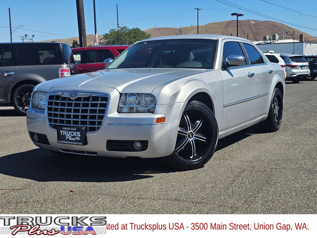 Used 2010 Chrysler 300 Touring/Signature Series/Executive Series Sedan