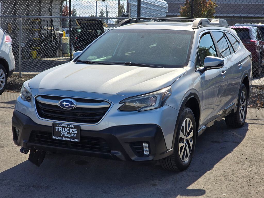 2020 Subaru Outback Premium's photo