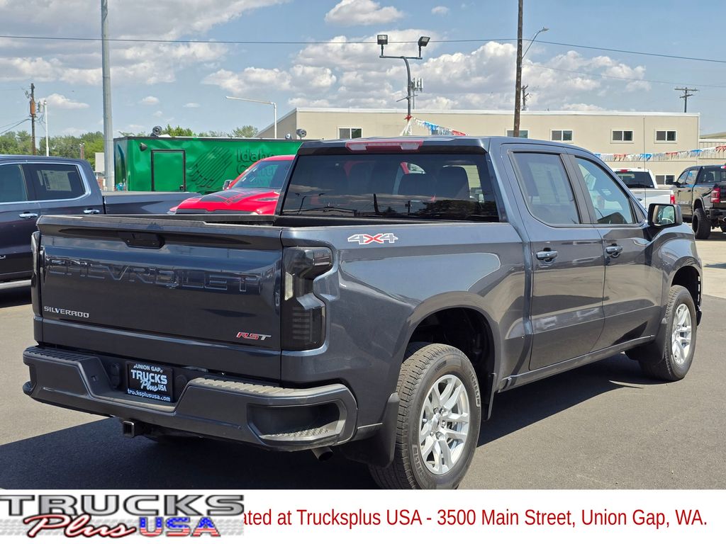 2019 Chevrolet Silverado 1500 RST photo 3