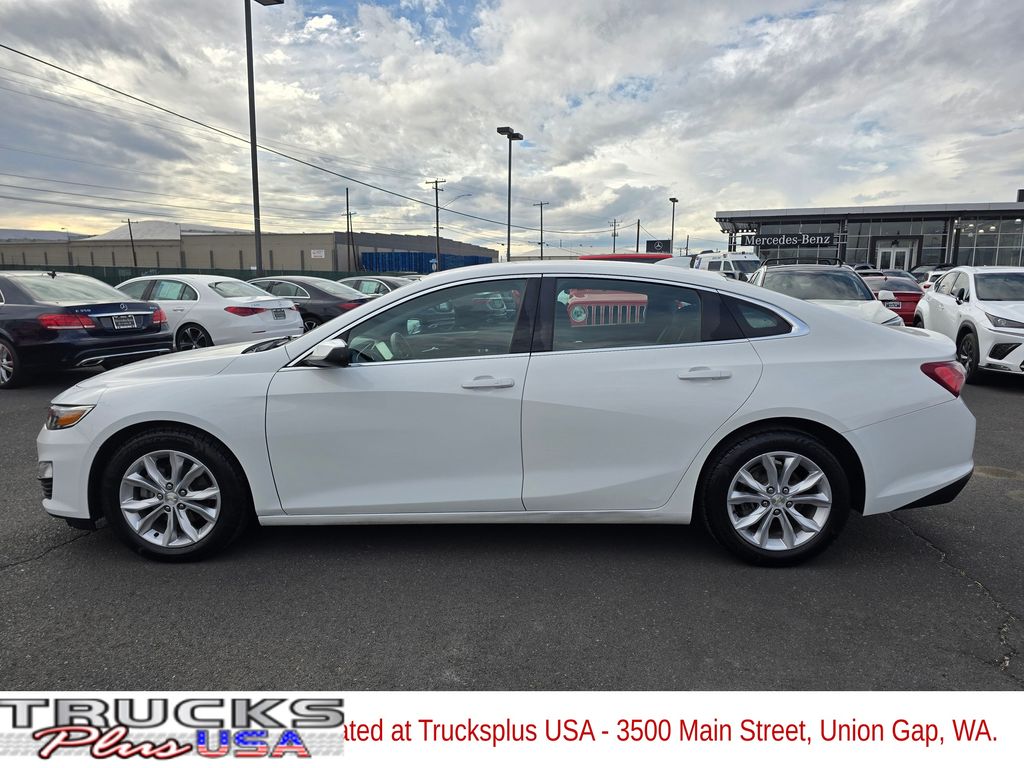 2019 Chevrolet Malibu 1LT photo 2