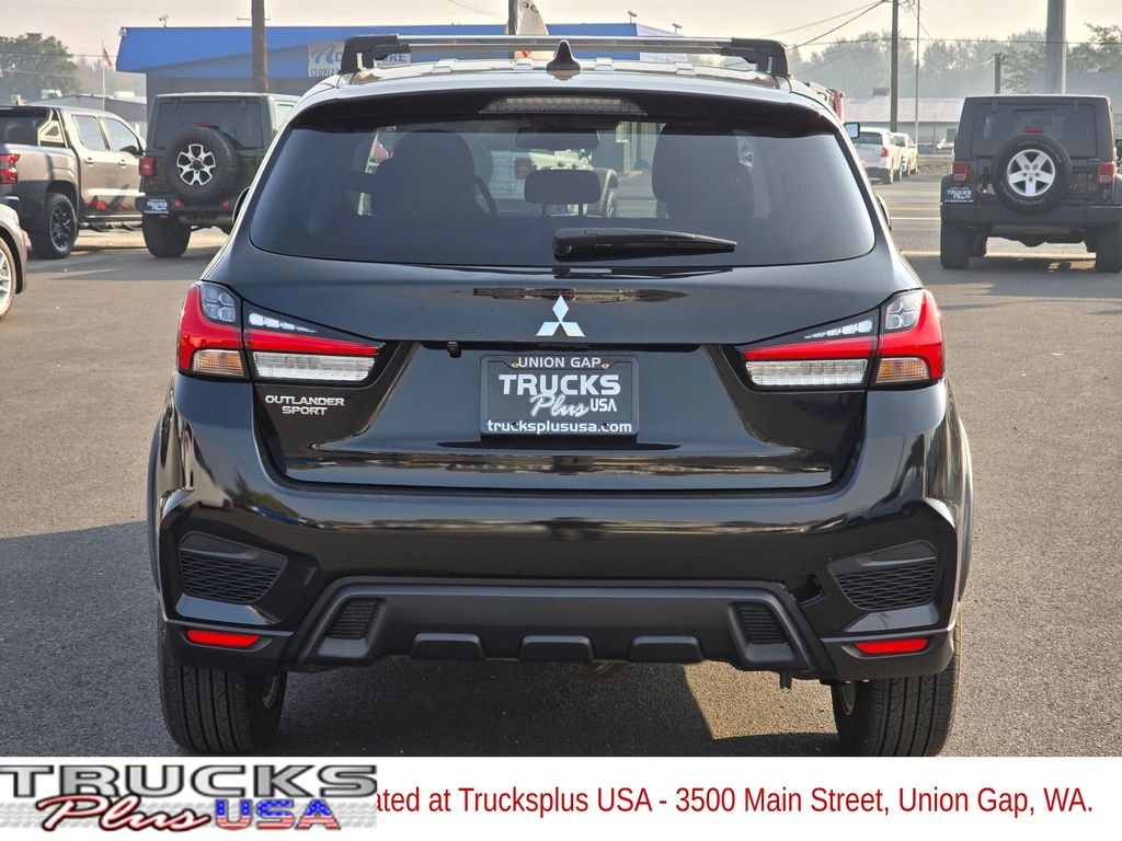 Used 2023 Mitsubishi Outlander Sport 2.0 LE SUV