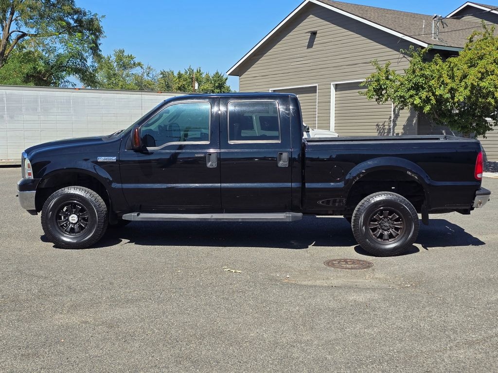 Used 2006 Ford F-350 Truck Crew Cab