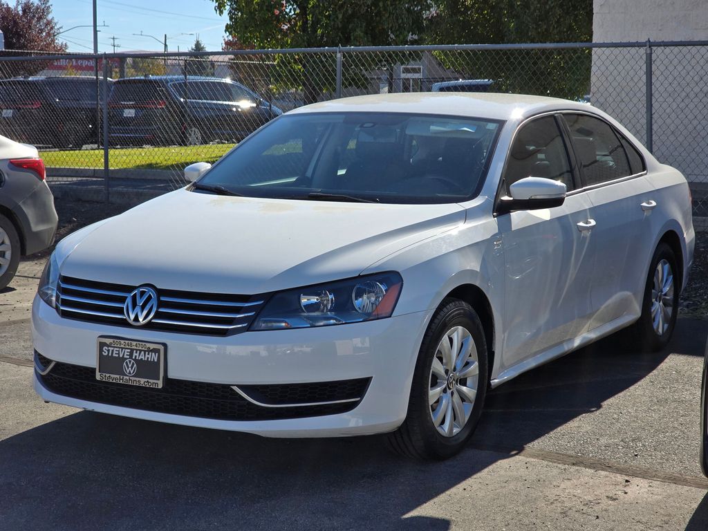 2014 Volkswagen Passat Wolfsbug Edition