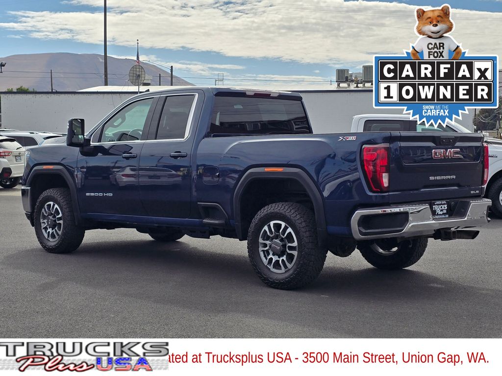 2022 Gmc Sierra 2500 HD SLE photo 3