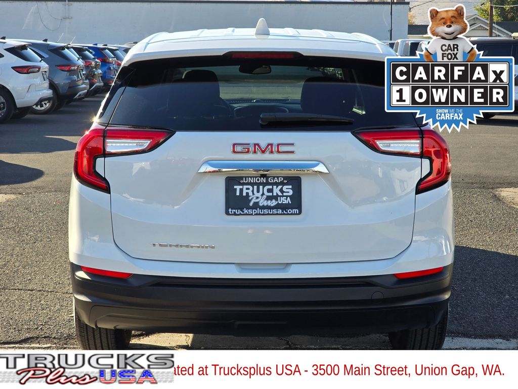 2024 Gmc Terrain SLE photo 2