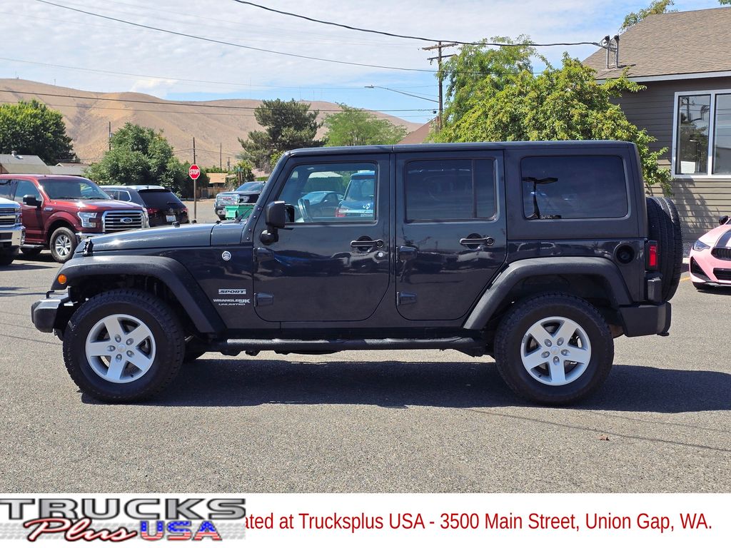 2018 Jeep Wrangler Unlimited Sport photo 2