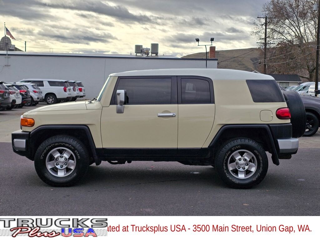 Used 2008 Toyota FJ Cruiser Base SUV