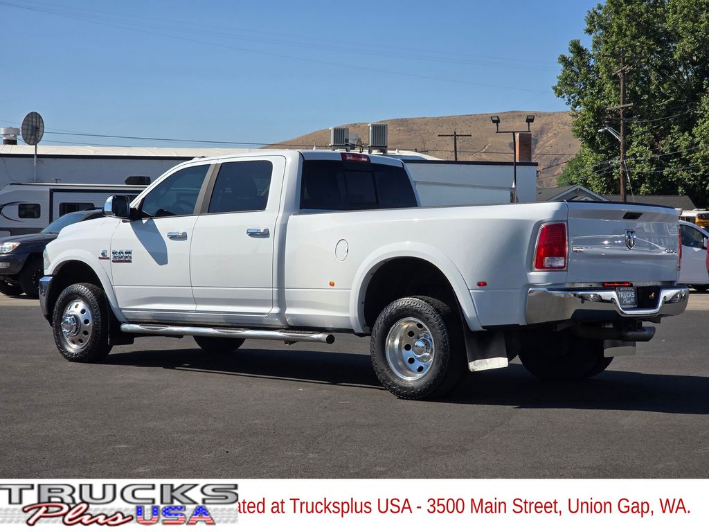 2015 Ram 3500 Laramie photo 3