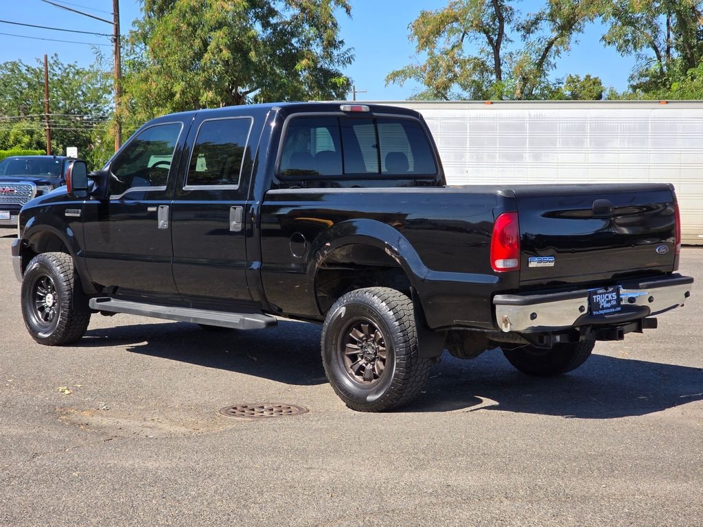 Used 2006 Ford F-350 Truck Crew Cab