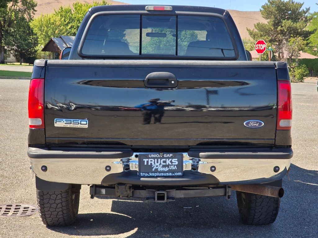 Used 2006 Ford F-350 Truck Crew Cab