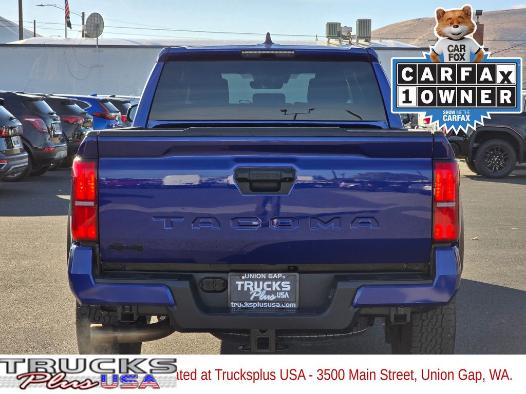 2025 Toyota Tacoma TRD photo 4