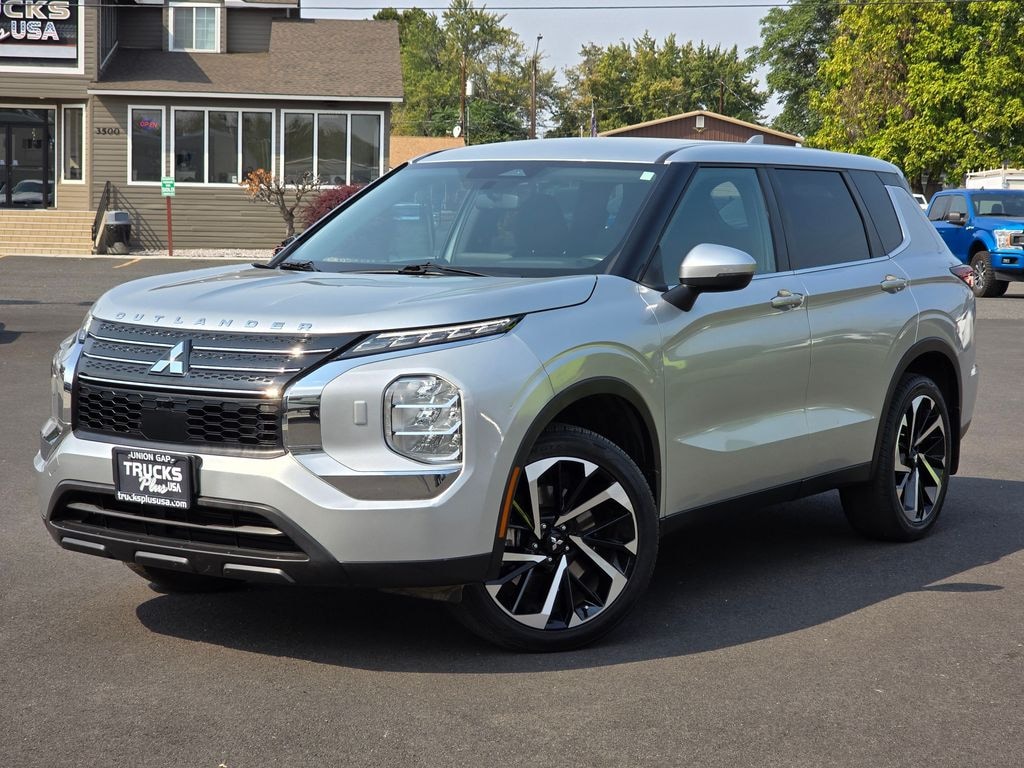 Used 2022 Mitsubishi Outlander ES CUV