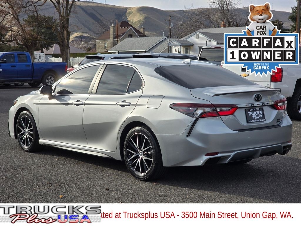 Used 2023 Toyota Camry SE Sedan