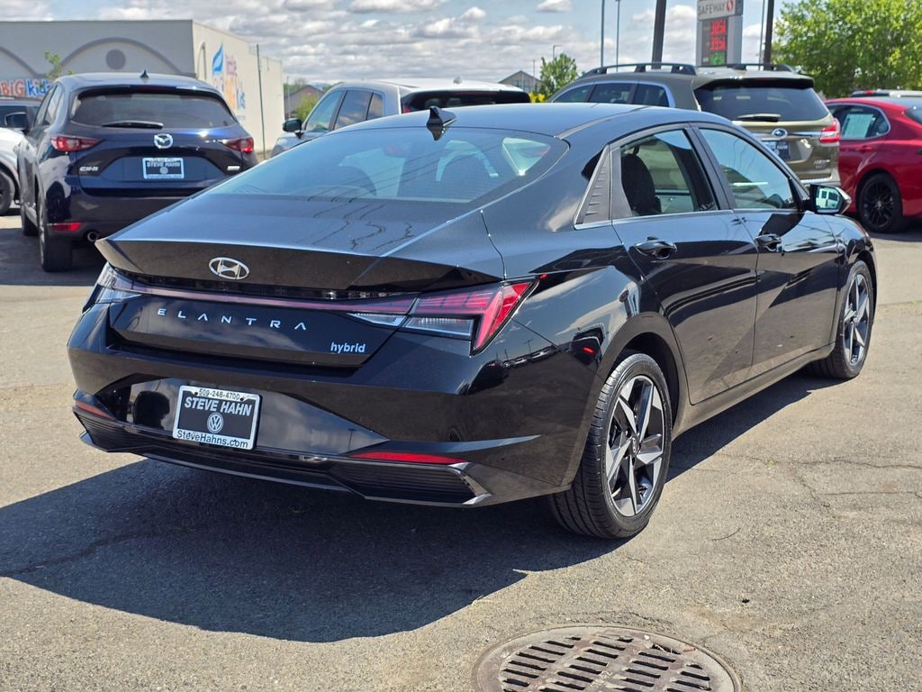 Used 2022 Hyundai Elantra Hybrid Limited Sedan