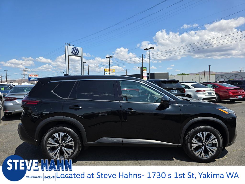 Used 2021 Nissan Rogue SV with VIN 5N1AT3BBXMC782268 for sale in Yakima, WA