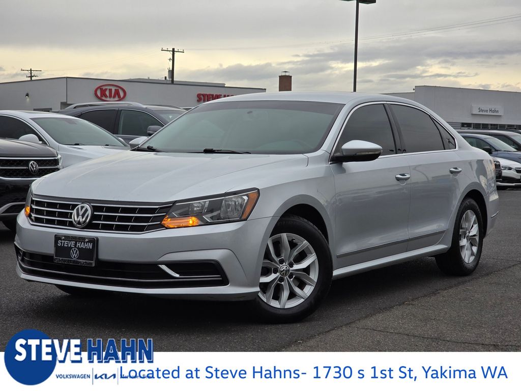 2017 Volkswagen Passat S