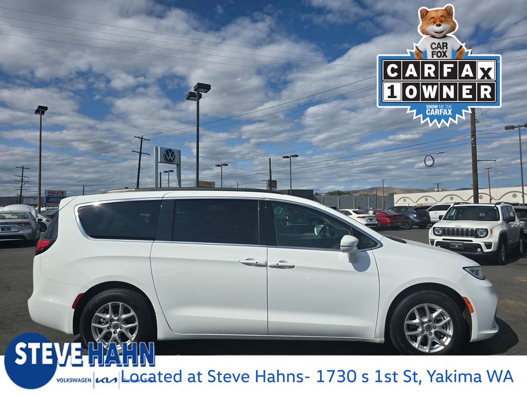 Used 2022 Chrysler Pacifica Touring L with VIN 2C4RC1BGXNR234061 for sale in Yakima, WA