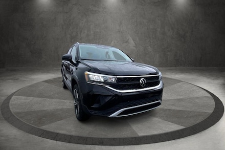 2024 Volkswagen Taos 1.5T SE SUV